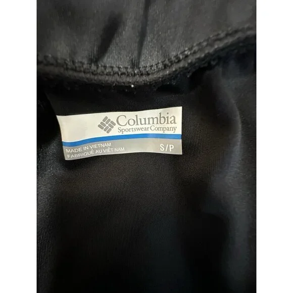 Columbia Running Shorts Black Women's Small Back Zippered Pocket 2in Inseam - Picture 4 of 8